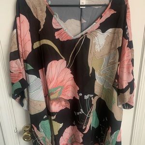 Floral Short Sleeve Blouse